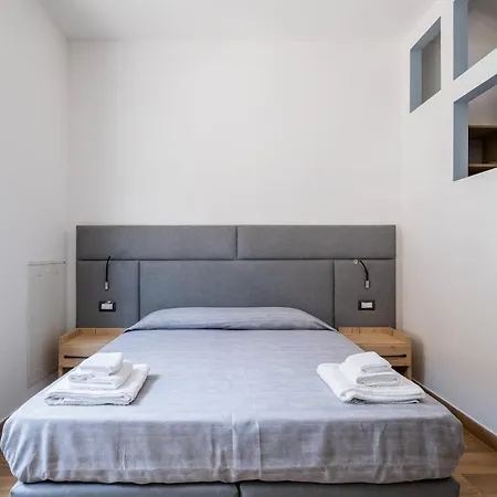 Daire Giorgi Design Homes I