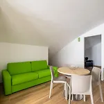 Giorgi Design Homes I Apartman