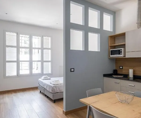 Giorgi Design Homes I 아파트